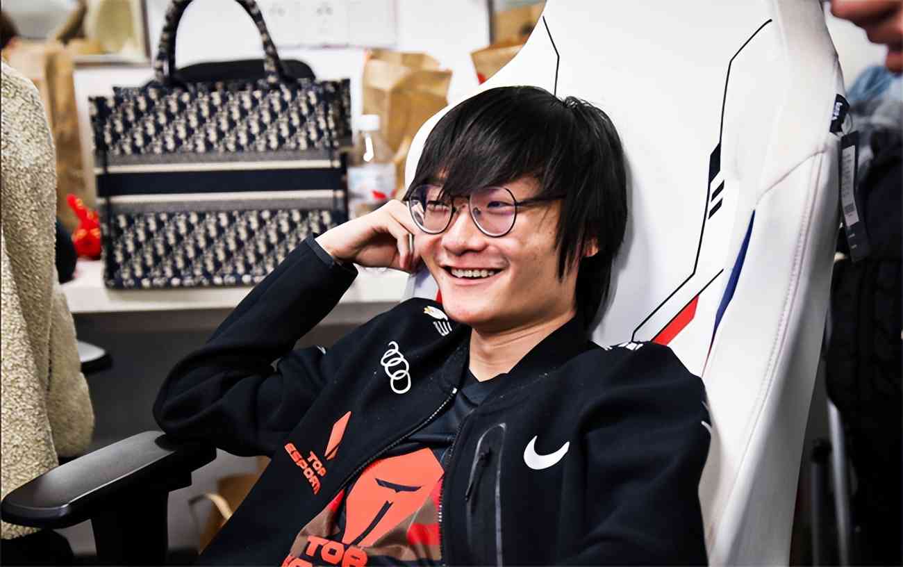 LOL:Reddit网友热议RNG夺冠:“春之虎帝”可不是说说的