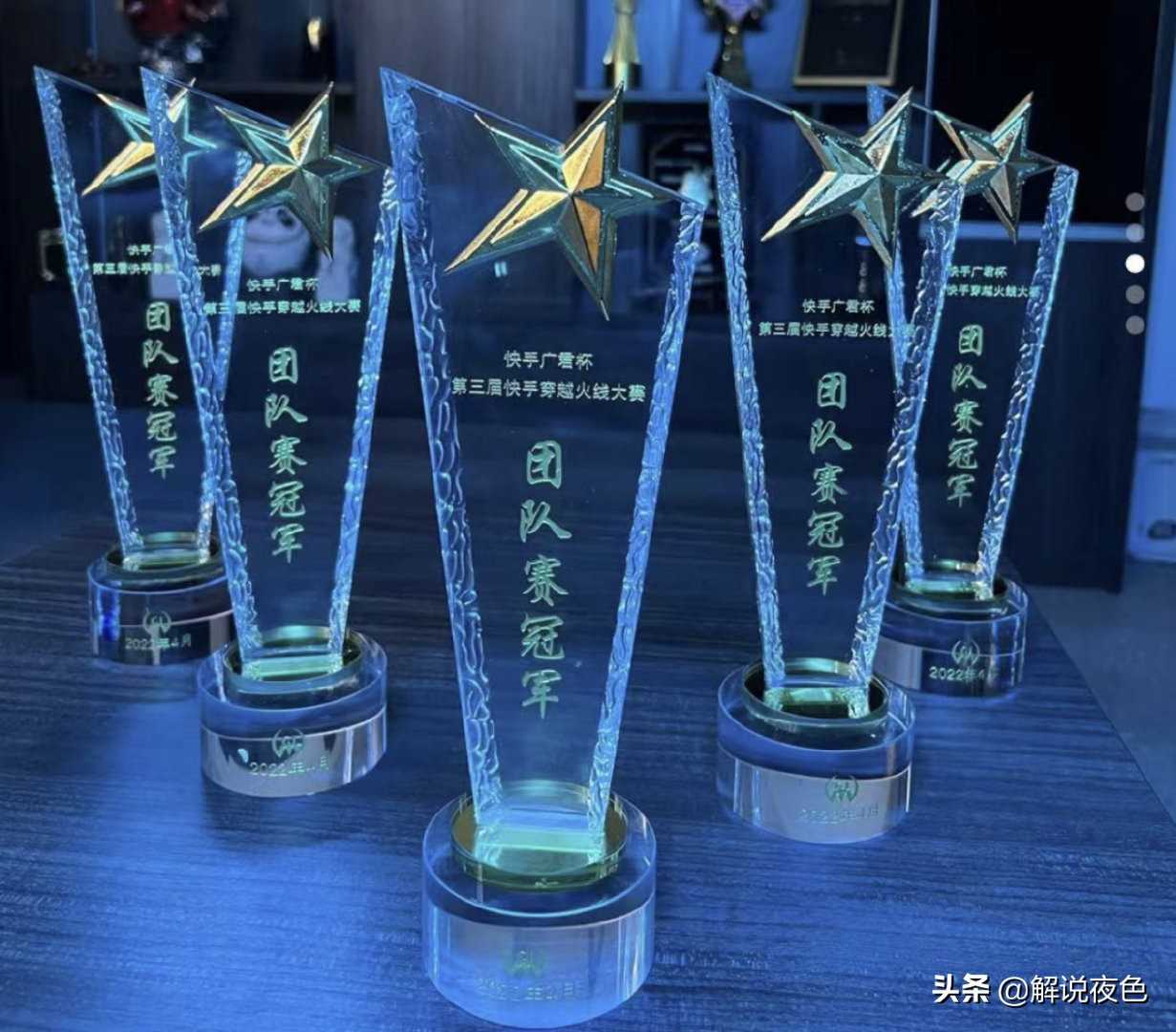 太猛了!CF广君杯陈子昂供电所大炮单人守B拿5杀,化身狙神